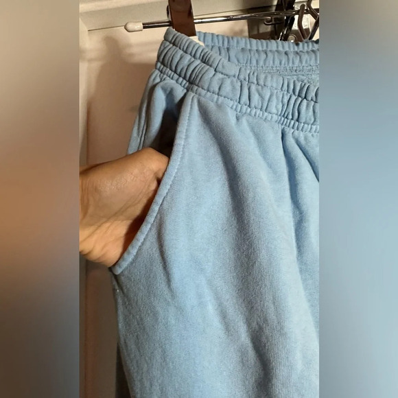 NWOT Sporty & Rich NY Health Club Sweatpants Sky Blue Small - Picture 9 of 11